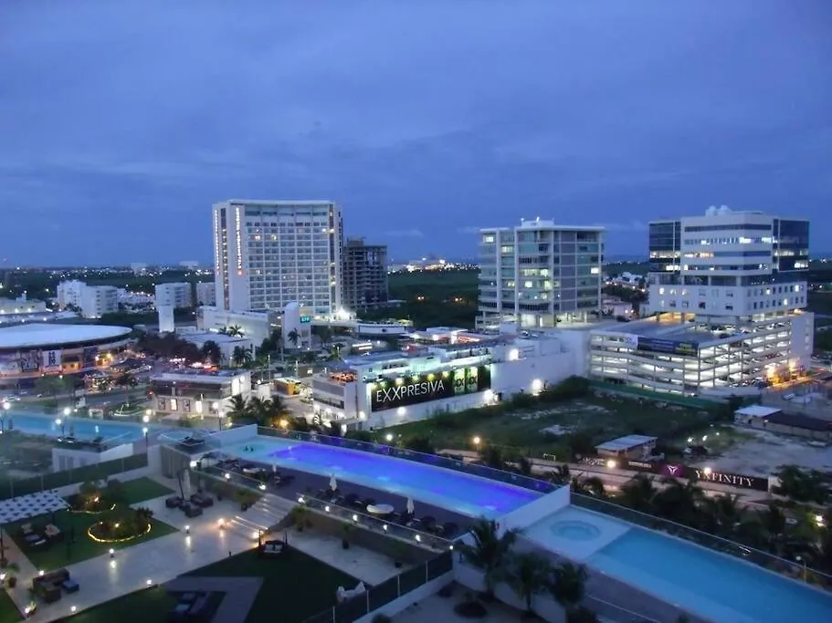 Beautiful 2B 2Br Ocean/Lagoon View Pool Gym Cancún